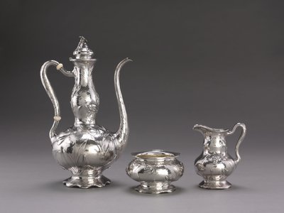 Serviço de café martelado: cafeteira, c.1900-1910 de Unbekannt