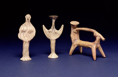 Grupo Mycenaean: Duas Phi-Figures, um Carrinho com um Cavaleiro Sob um Sol de Unbekannt