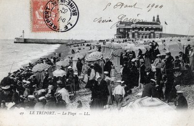 Normandia, Seine Maritime (76), Treport: a multidão de turistas na praia e no casino ao fundo - Cartão Postal datado de 1904 de William M. Timlin