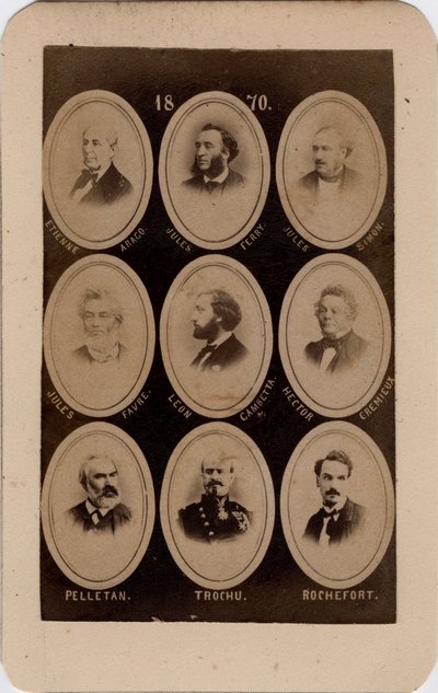 Paris Commune (1871): retrato dos políticos franceses do Partido Socialista: da esquerda para a direita e de cima para baixo: Etienne Arago, Jules Ferry, Jules Simon, Jules Favre, Leon Gambetta, hector Cremieux, Pelletan, Trochu e Rochefort. Imprimir em ca de Unbekannt