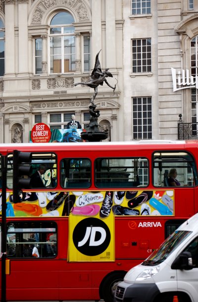 Red London Bus, Piccadilly (foto) de Unbekannt