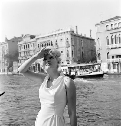 A ATRIZ CORINNE MARCHAND - VENEZA - 1963 de Unbekannt