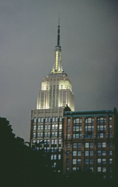 O Empire State Building by Night (foto) de Unbekannt
