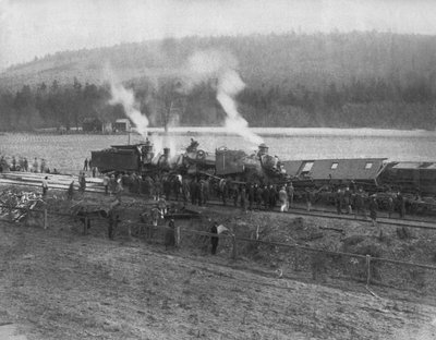 Estados Unidos: c.1885 Um naufrágio de um comboio no campo. (foto a/b) de Unbekannt
