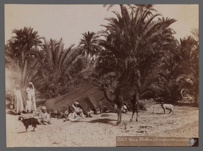 Vista de um site no Norte da África - Nomad Camp (impressão fotográfica de albúmen) de Unbekannt