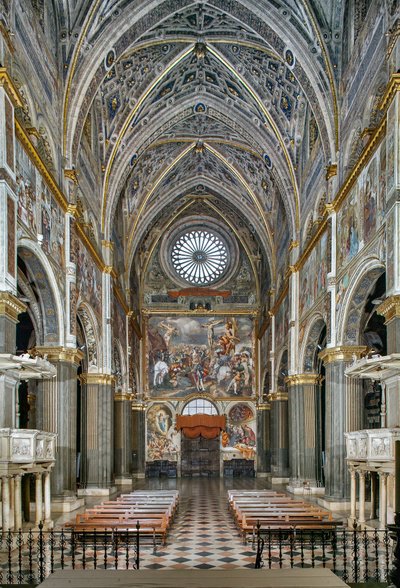 Vista da nave e da contrafachada com a "Crucificação" de Pordenone de Unbekannter Künstler