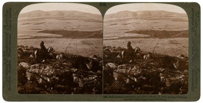 Campo de batalha de Gideons e o monte de Moreh, ao norte de Jezreel, Palestina, 1900. de Underwood and Underwood