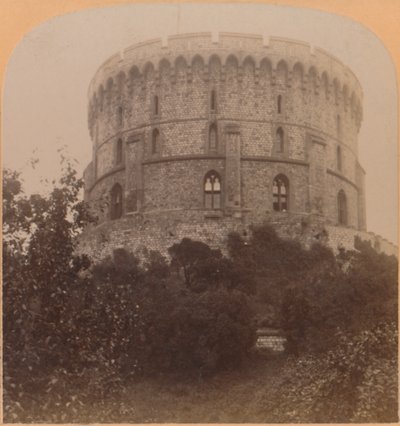 A torre redonda, Windsor, Inglaterra - a prisão do castelo de Eduardo III a Carlos II, 1900. de Underwood and Underwood