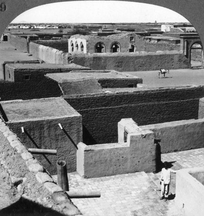 O túmulo do Mahdi em Omdurman, Sudão, 1905. de Underwood and Underwood