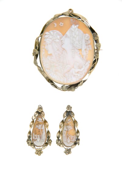 Broche e brincos a condizer de Unknown artist