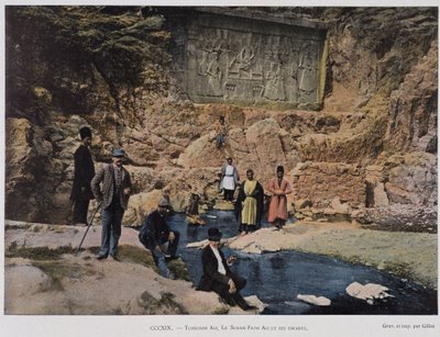 O checheno Alia, Shah Fath Ali e seus filhos visitando um monumento egípcio de Unknown artist