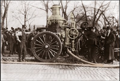 Bomba de incêndio dos bombeiros de Nova Iorque, 1909. de Unknown artist