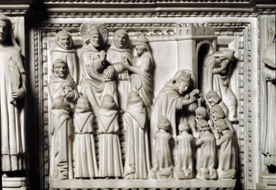 Arca de Santo Agostinho com as relíquias do santo, detalhe do relevo mostrando a disputa e o batismo por Santo Agostinho. Escultura em mármore de Unknown artist
