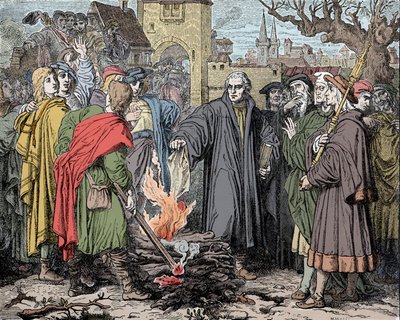 Martinho Lutero (1483-1546) um Wittenberg queima a bolha da excomunhão feita pelo Papa Leão X de Unknown artist
