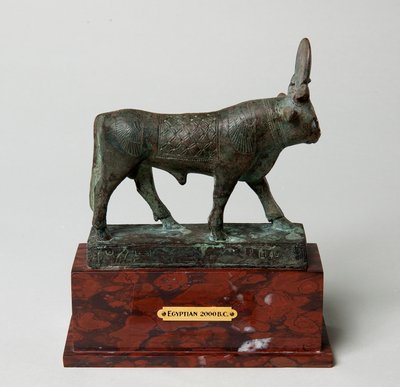 Estatueta do Touro Apis de Unknown artist