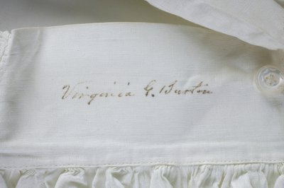 Camisa de noite de núpcias de Unknown artist