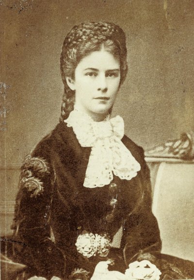 Elisabeth, Imperatriz da Áustria e Rainha Consorte da Hungria (24 de dezembro de 1837 - 10 de setembro de 1898) (foto) de Unknown photographer