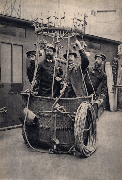 Encenação fotográfica com um balão de ar quente. Fotografia, final do século XIX, Paris. Col. Selva. de Unknown photographer
