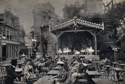 Cena popular da vida no Moulin Rouge, em Paris. Fotografia, final do século XIX, Paris. Coll. Selva. de Unknown photographer