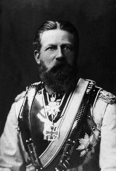 Retrato de Frederic III (1831-1888), Rei da Prússia e Imperador da Alemanha em 1888 por 99 dias. de Unknown photographer