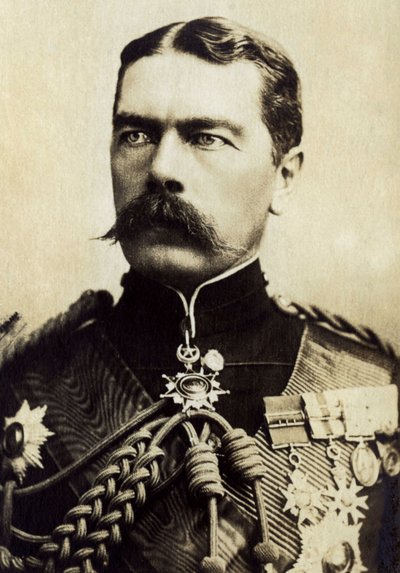Retrato de Lord Kitchener de Karthoum (1850-1916), militar inglês. de Unknown photographer