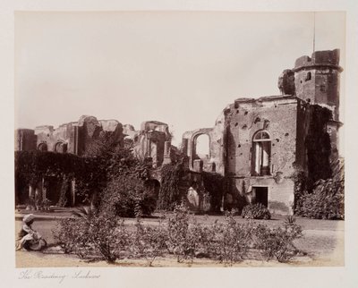 A Residência Lucknow, c.1885 (foto sépia) de Unknown photographer