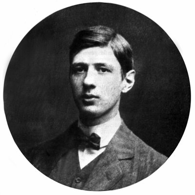 o jovem Charles De Gaulle (1890-1970) quando estudante em 1909 de Unknown photographer