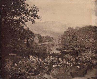 Vista do gramado, Dennicanniby, década de 1870. de Vernon Heath