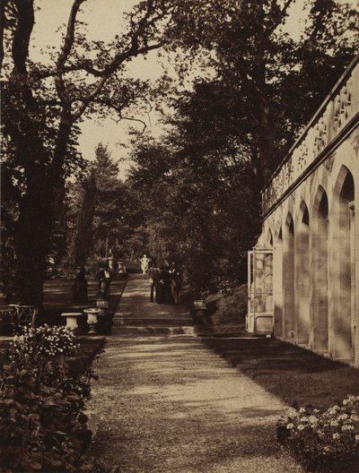 Orangery e jardim de flores em Singleton, Glamorganshire de W. Graham Vivian