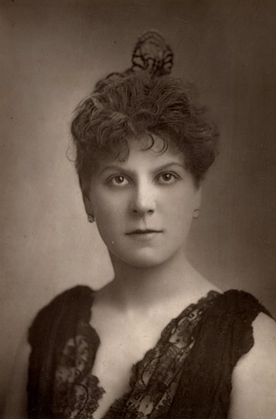 "Jessie Millward (Sra. John Glendinning) Atriz inglesa. Membro da companhia de teatro de Henry Irving. (woodburytype) de W. and D. (after) Downey