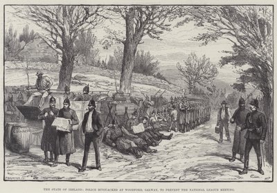 O Estado da Irlanda, Polícia acampou em Woodford, Galway, para impedir o encontro da Liga Nacional de Walter Paget