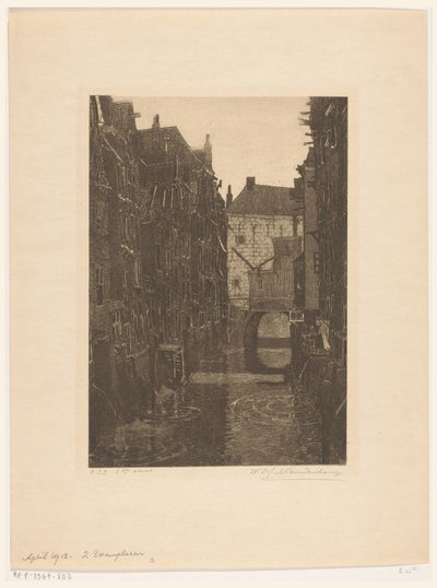 Casas na Voorstraatshaven em Dordrecht
Canal em Dordrecht (título original)
Dordrecht, seis gravuras de W.O.J. Nieuwenkamp e J.M. Graadt van Roggen (título original da série) de Wijnand Otto Jan Nieuwenkamp (signed by artist)