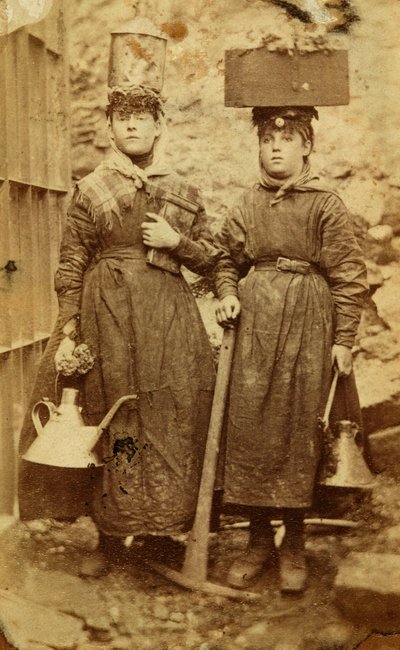 Trabalhadores da fábrica de ferro de Tredegar, País de Gales de William Clayton