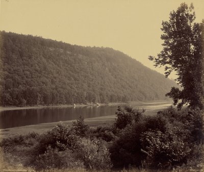 Susquehanna em Standing Stone. de William H. Rau