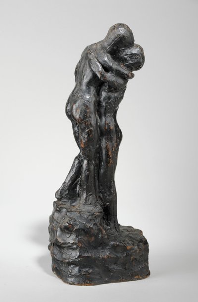 Maquete para o Beijo, c.1916 (gesso pintado) (ver também 440229) de William Hamo Thornycroft