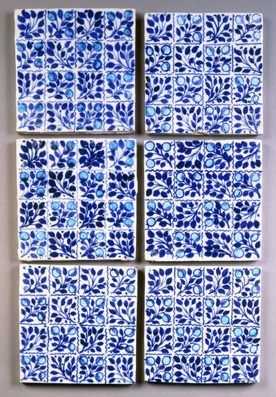 Sete azulejos quadrados &39;Small Bough&39; azuis William Morris de William Morris