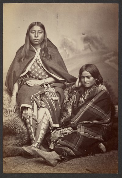 [Mulheres do povo Kiowa] de William Stinson Soule