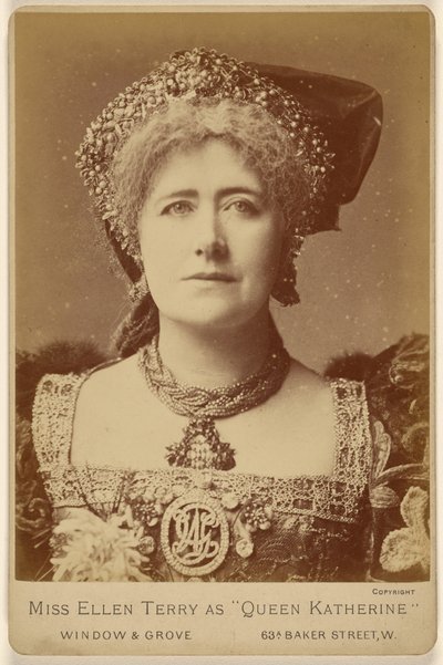 Miss Ellen Terry como "Rainha Catarina" de Window and Grove