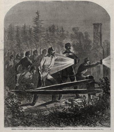 Rebeldes fora das suas fortificações em Yorktown, a fazer reconhecimento com lanternas escuras de Winslow Homer
