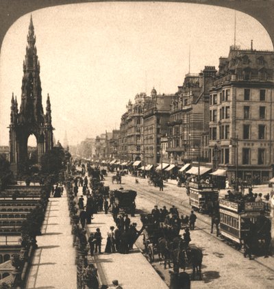 Princes Street, Edimburgo, 1896. de Works and Sun Sculpture Studios