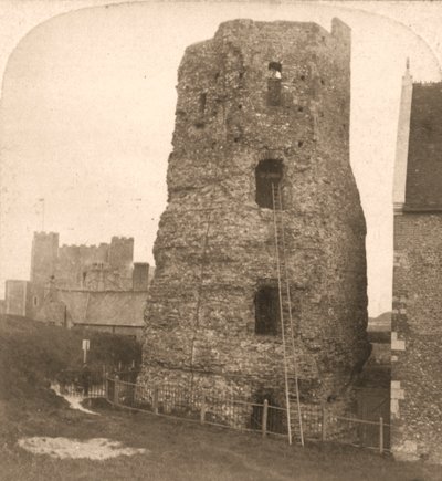 O velho Pharos de Dover, farol romano, Inglaterra, 1900. de Works and Sun Sculpture Studios