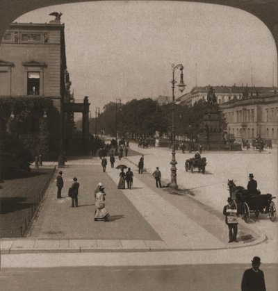 Unter den Linden, Berlim, 1903. de Works and Sun Sculpture Studios