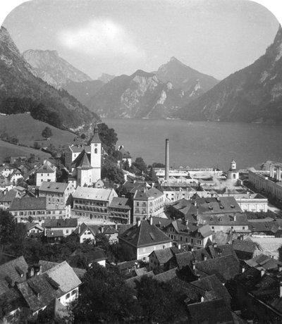 Ebensee e Lake Traun, Salzkammergut, Áustria, c1900s. de Wurthle and Sons