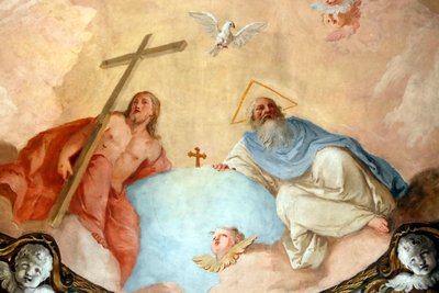 Catedral de Udine. Santíssima Trindade. O Pai, Jesus e o Espírito Santo. Pintura. A Itália. de . .