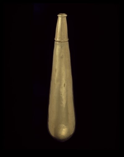 Frasco de coca em forma de lágrima, 200-1600 DC (ouro) de civilization Quimbaya