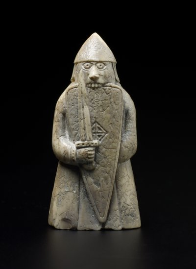 Peça de xadrez de Lewis - Berserker (marfim de morsa) de school Scandinavian