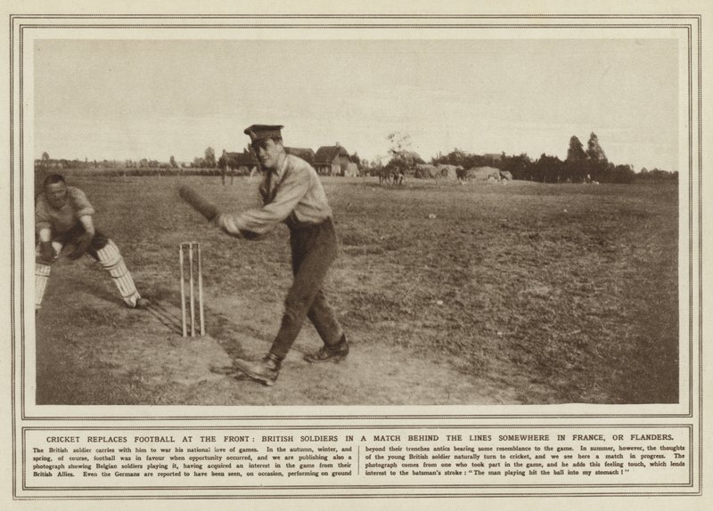 Cricket substitui o futebol na frente, soldados britânicos num jogo atrás das linhas algures em França, ou Flandres (foto a p/b) de (after) English photographer