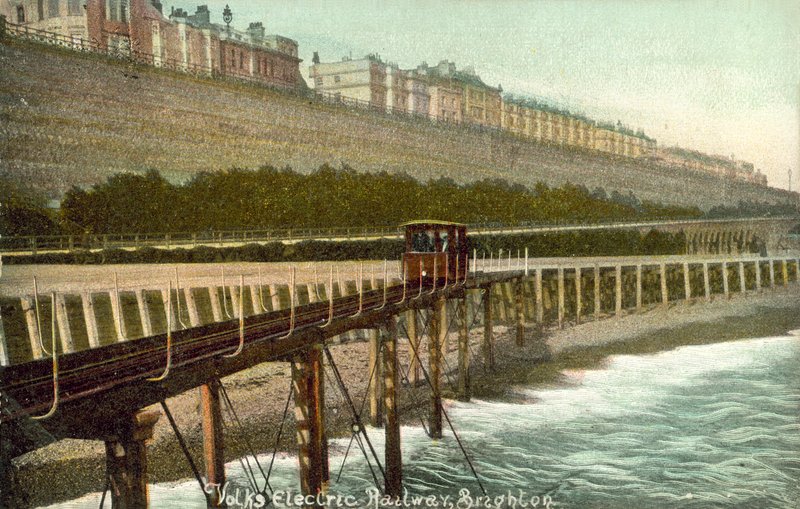 Volks Electric Railway, Brighton (foto a cores) de (after) English photographer