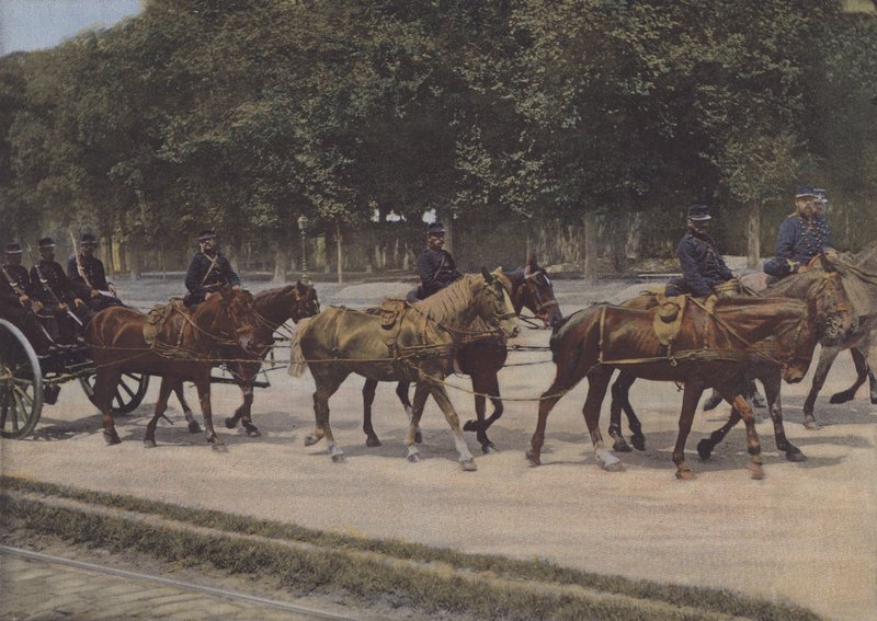 Artillerie (foto colorida) de (after) French Photographer
