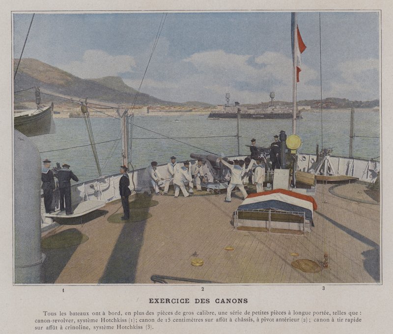 Exercice des Canons (foto colorida) de (after) French Photographer